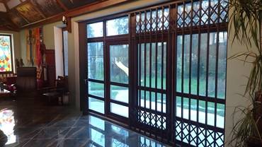 Фото складной двери